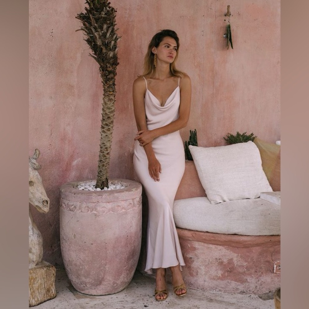 Shona Joy Luxe Bias Cowl Maxi Slip Dress Porcelain Satin Gown 10 NWT Bridesmaid